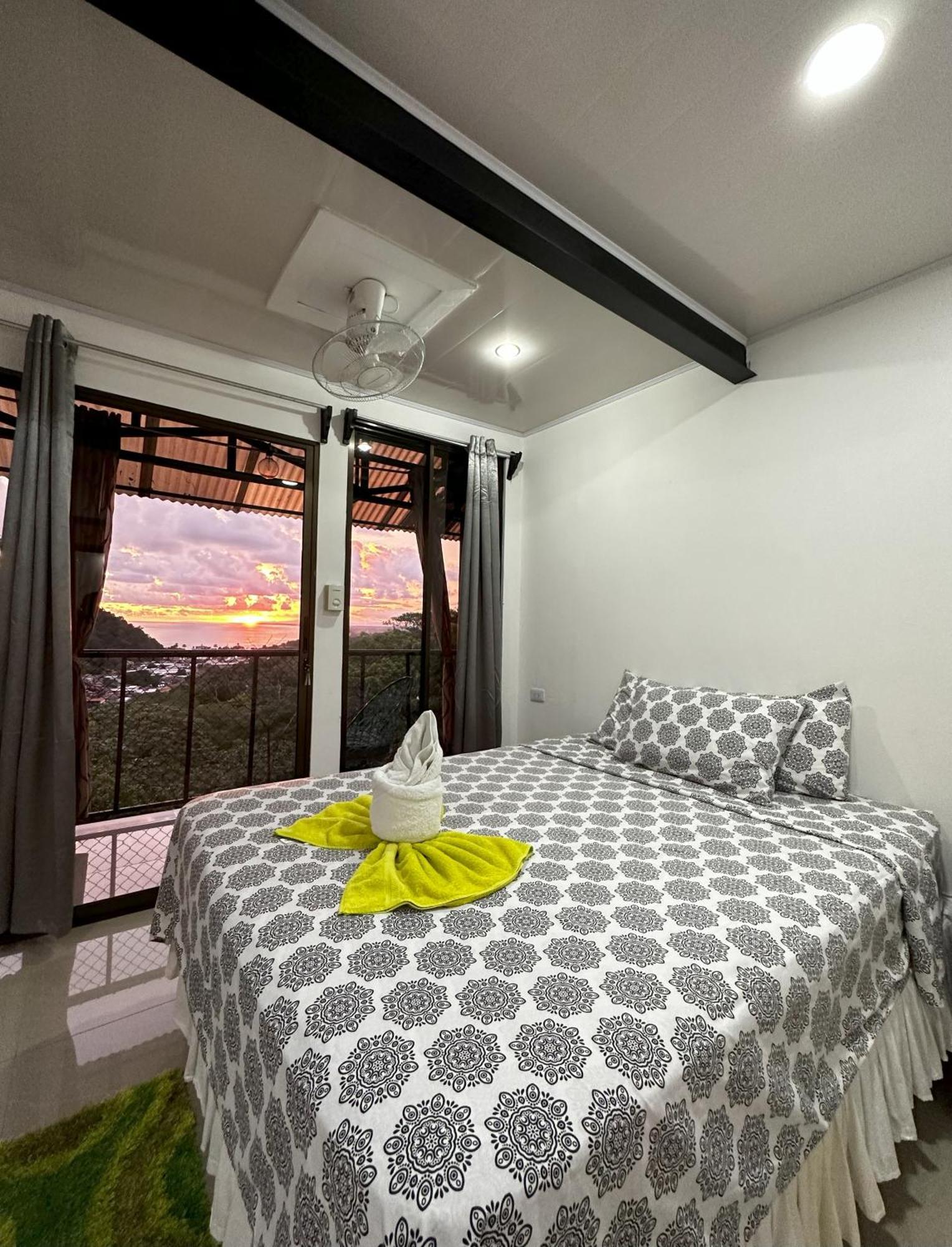 Vista Del Pacifico. Apartman Quepos Kültér fotó