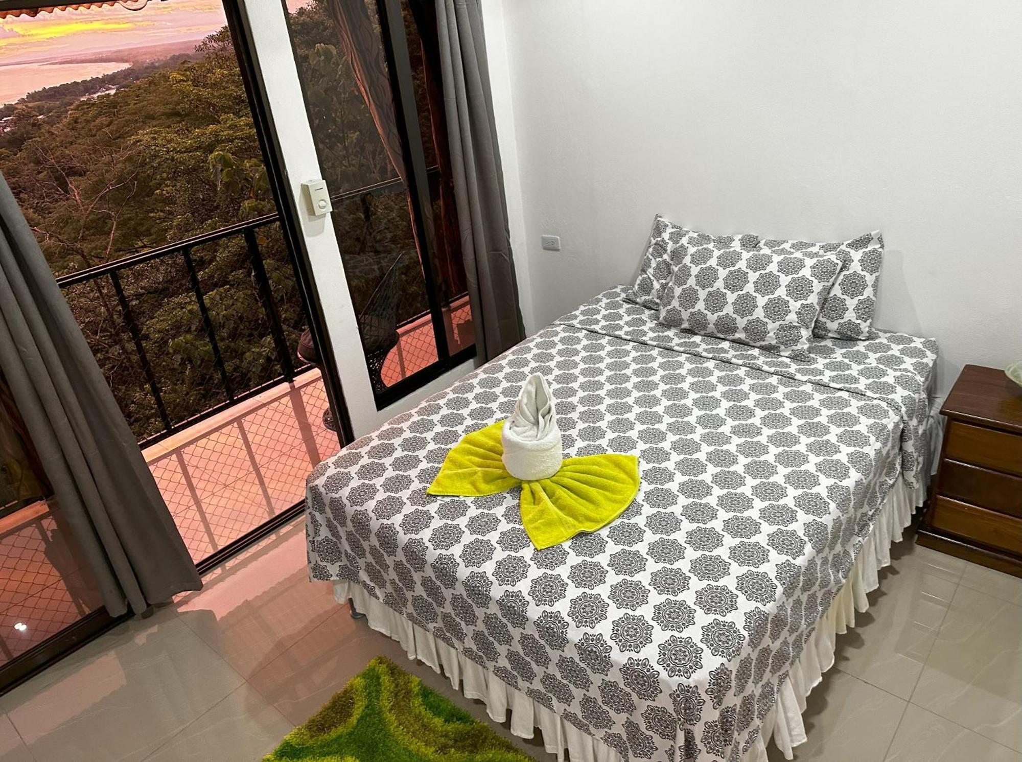 Vista Del Pacifico. Apartman Quepos Kültér fotó