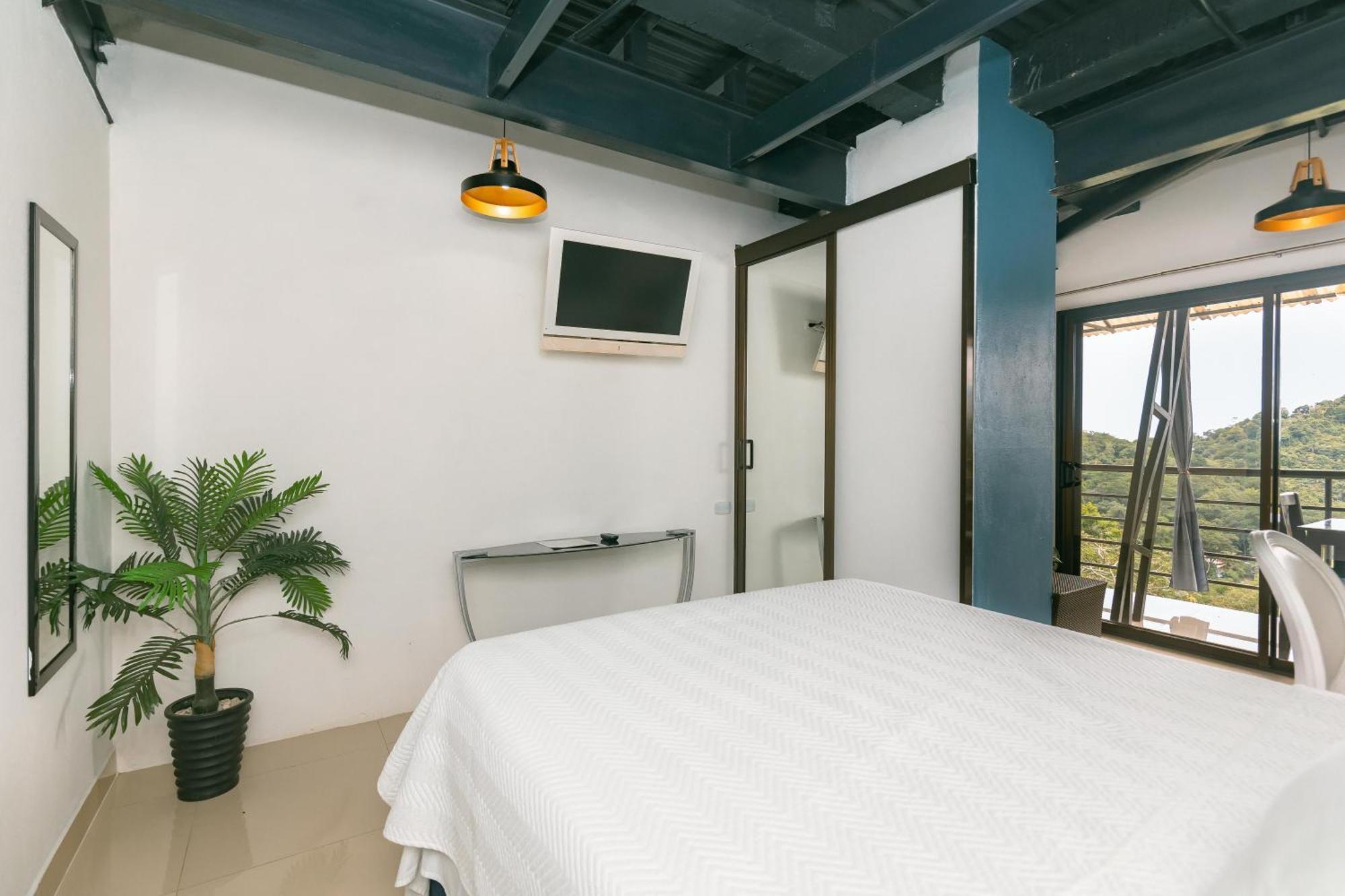 Vista Del Pacifico. Apartman Quepos Kültér fotó