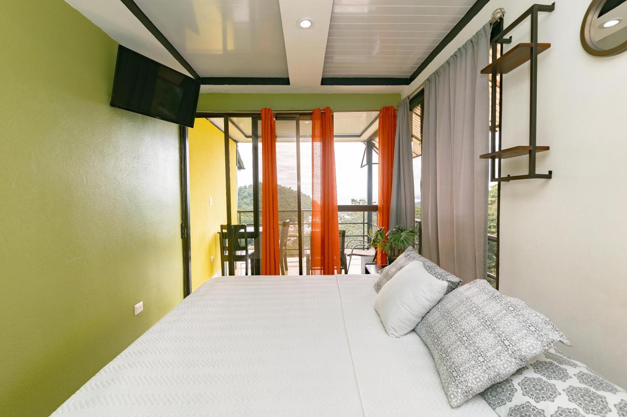 Vista Del Pacifico. Apartman Quepos Kültér fotó