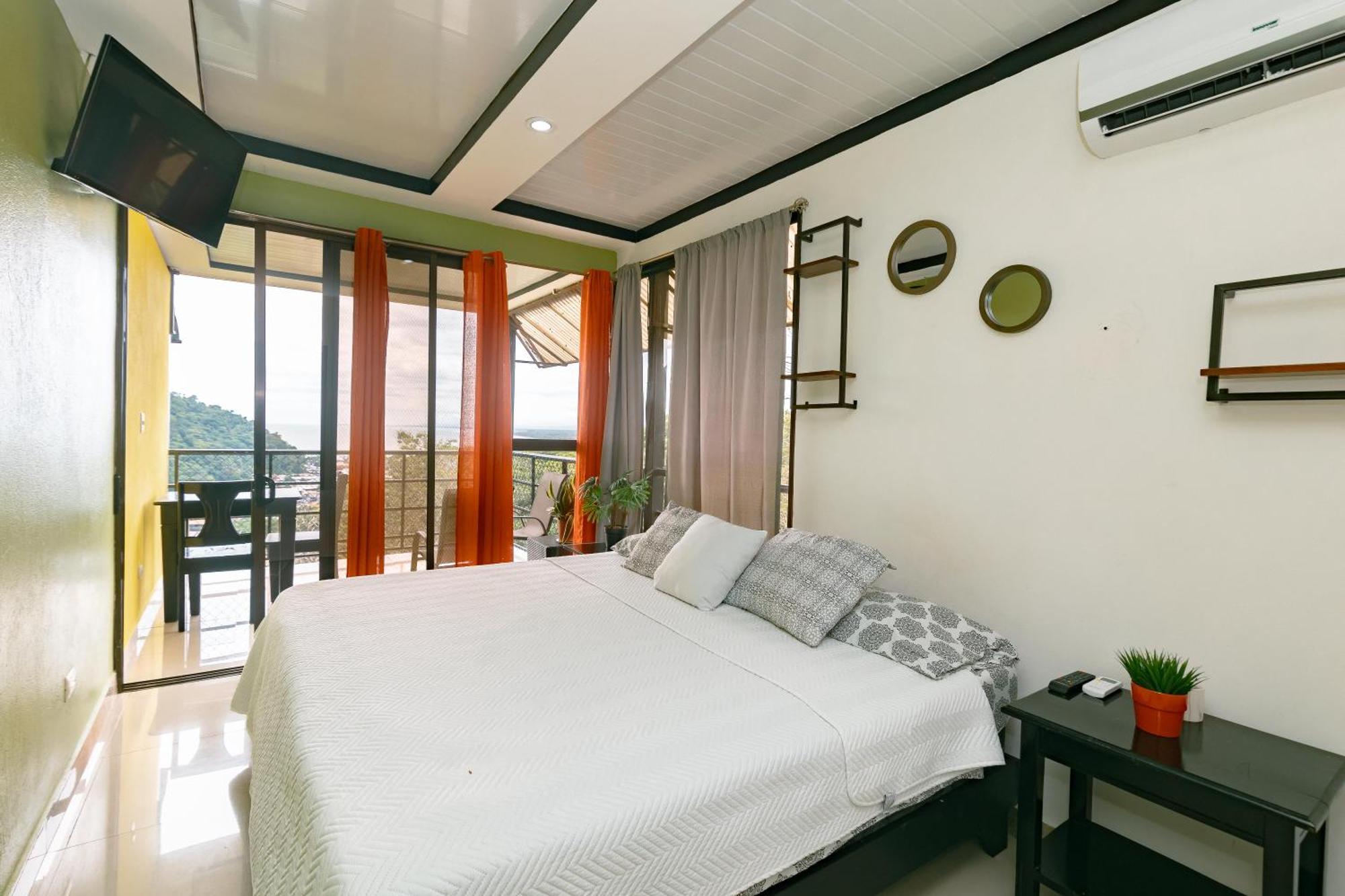 Vista Del Pacifico. Apartman Quepos Kültér fotó