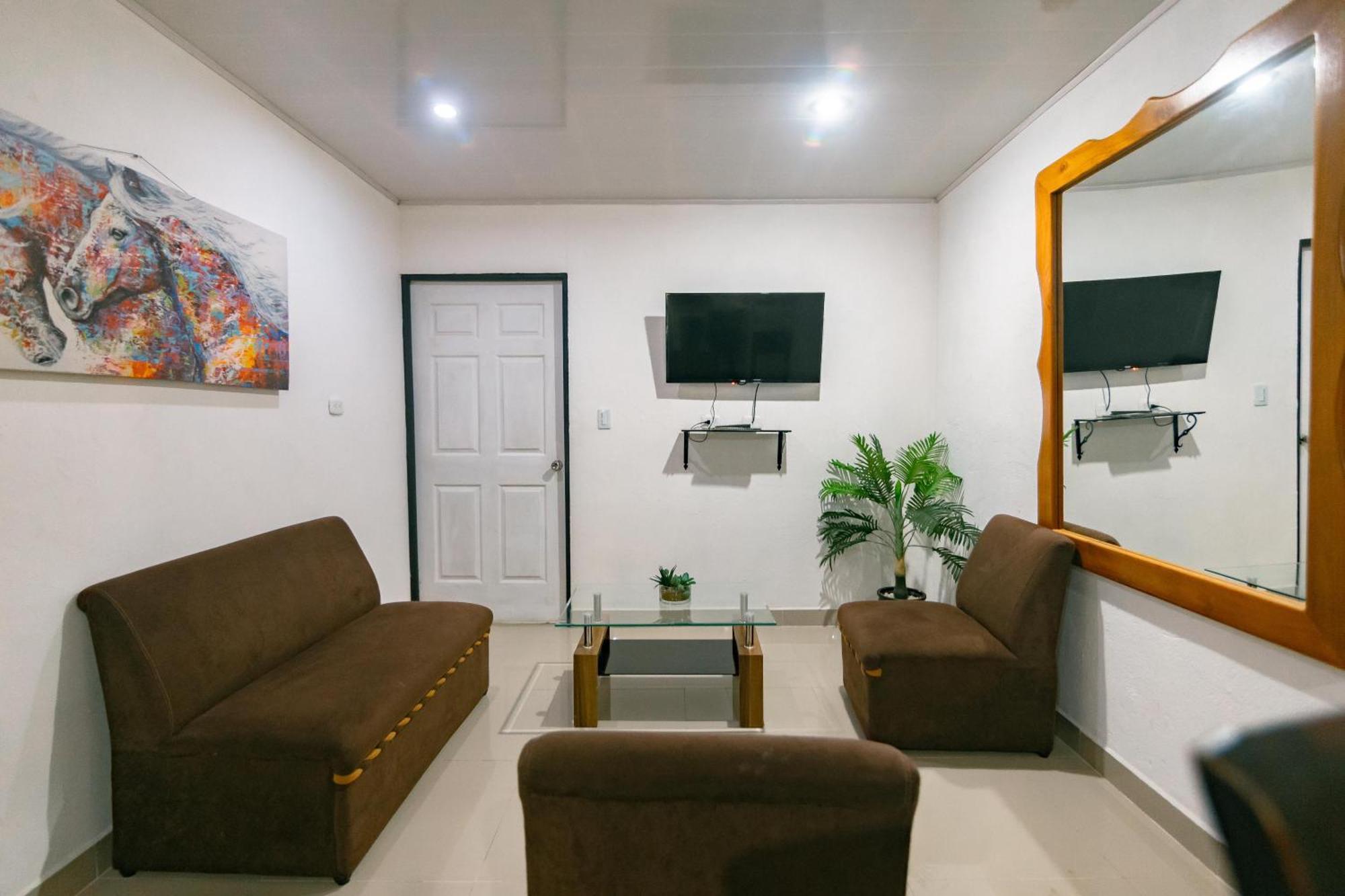Vista Del Pacifico. Apartman Quepos Kültér fotó