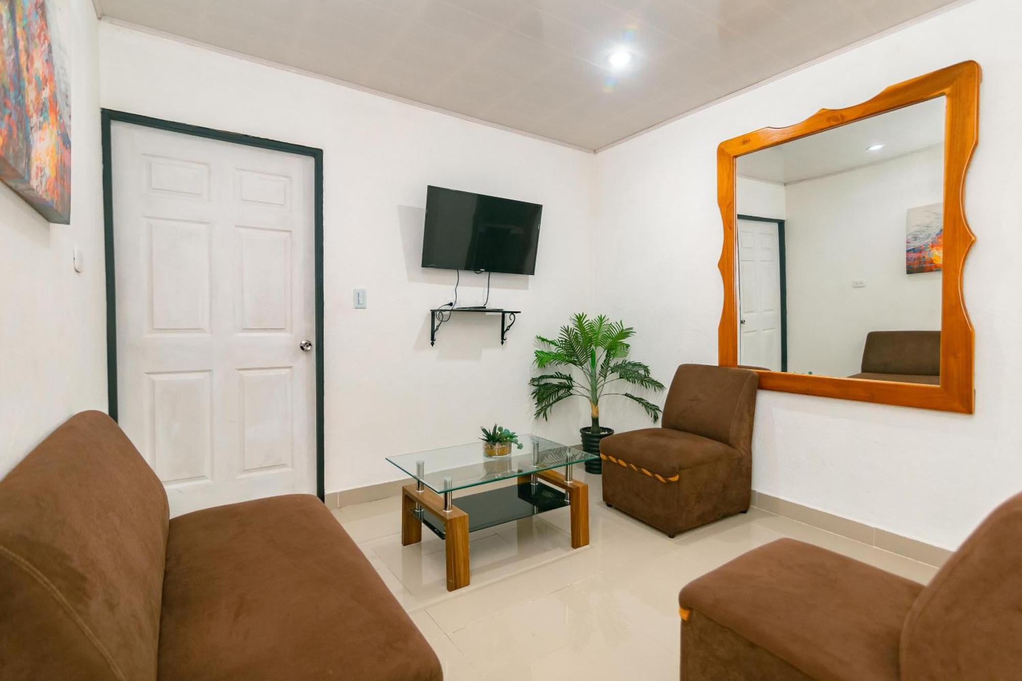 Vista Del Pacifico. Apartman Quepos Kültér fotó